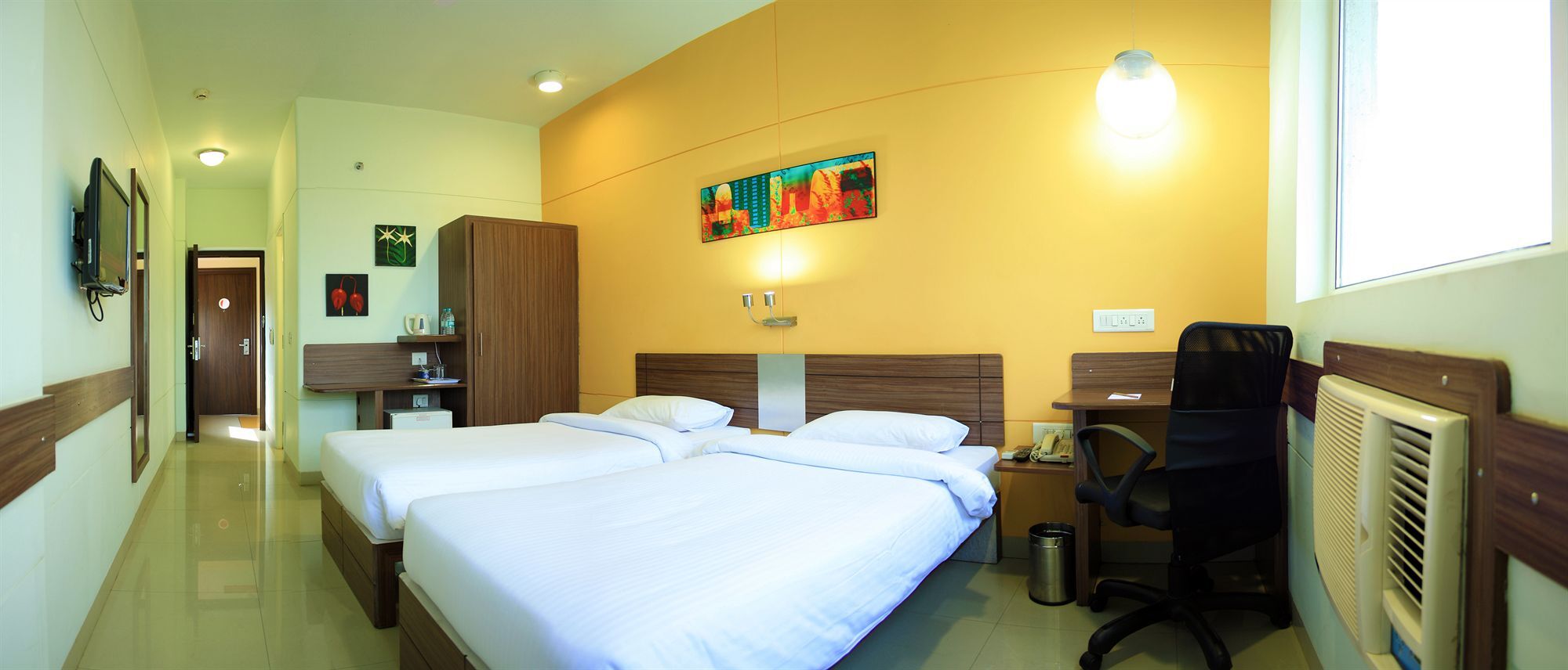 Hotel Tirupur Esterno foto